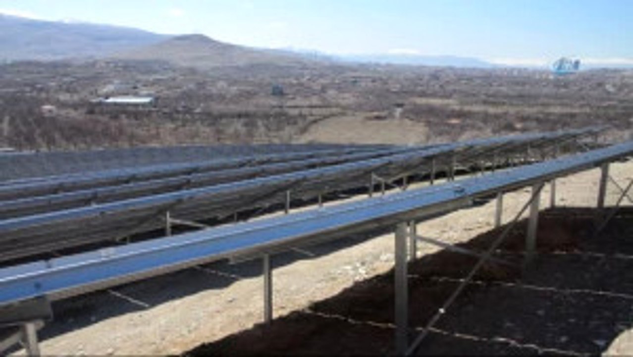 Kayısı Bahçeleri Güneş Enerji Tarlaları İçin Kiraya Veriliyor