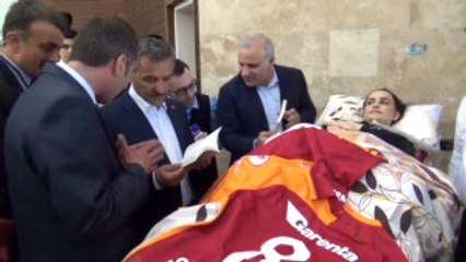 Hayalini Kurduğu Kitabının Galasını Yaptı