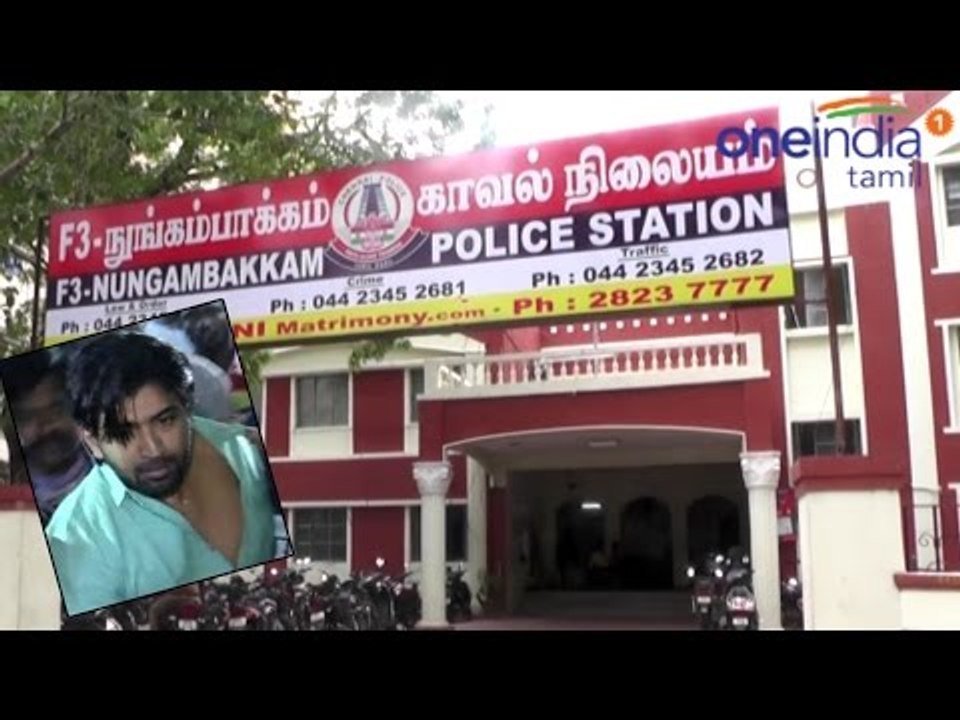Actor Arun Vijay Drunken Drive | குடிபோதையில் கார் ஓட்டி போலீஸ் வாகனத்தில் மோதிய அருண் விஜய்