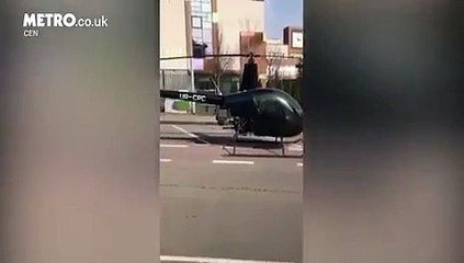 Quand ton papa te dépose à l'école en hélicoptère... Ouah la classe