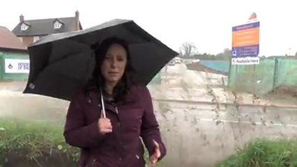 Faire un reportage sous la pluie, c'est risqué !