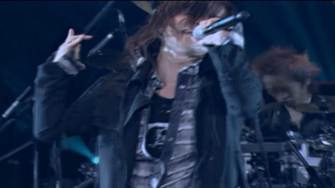 L'Arc~en~Ciel - Celebrity of the15th [Live day 1] # 2