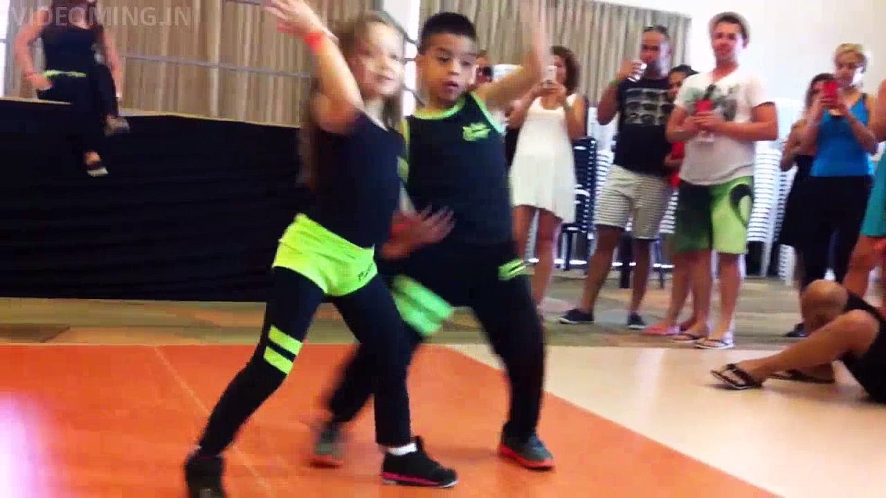 Awesome Dance By Two Little Kids