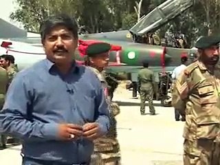 Pakistani Fighter Jet Landing on M2
