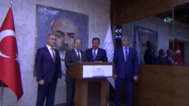 Sağlık Bakanı Prof. Dr. Recep Akdağ: Yolların Kralı da Olur, Kuralı da Olur