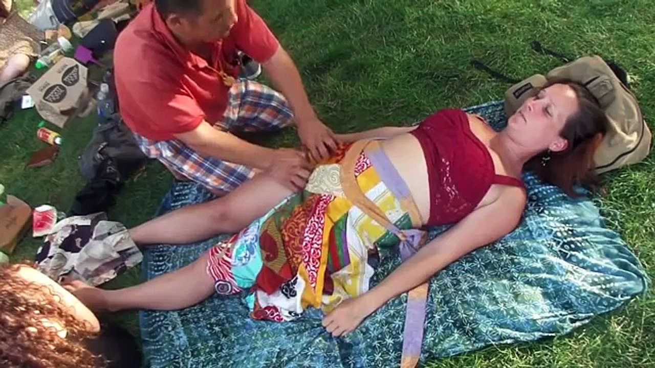 massage looks painful but it worth