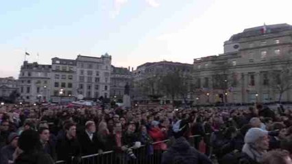 Londres rinde tributo a las víctimas del ataque terrorista