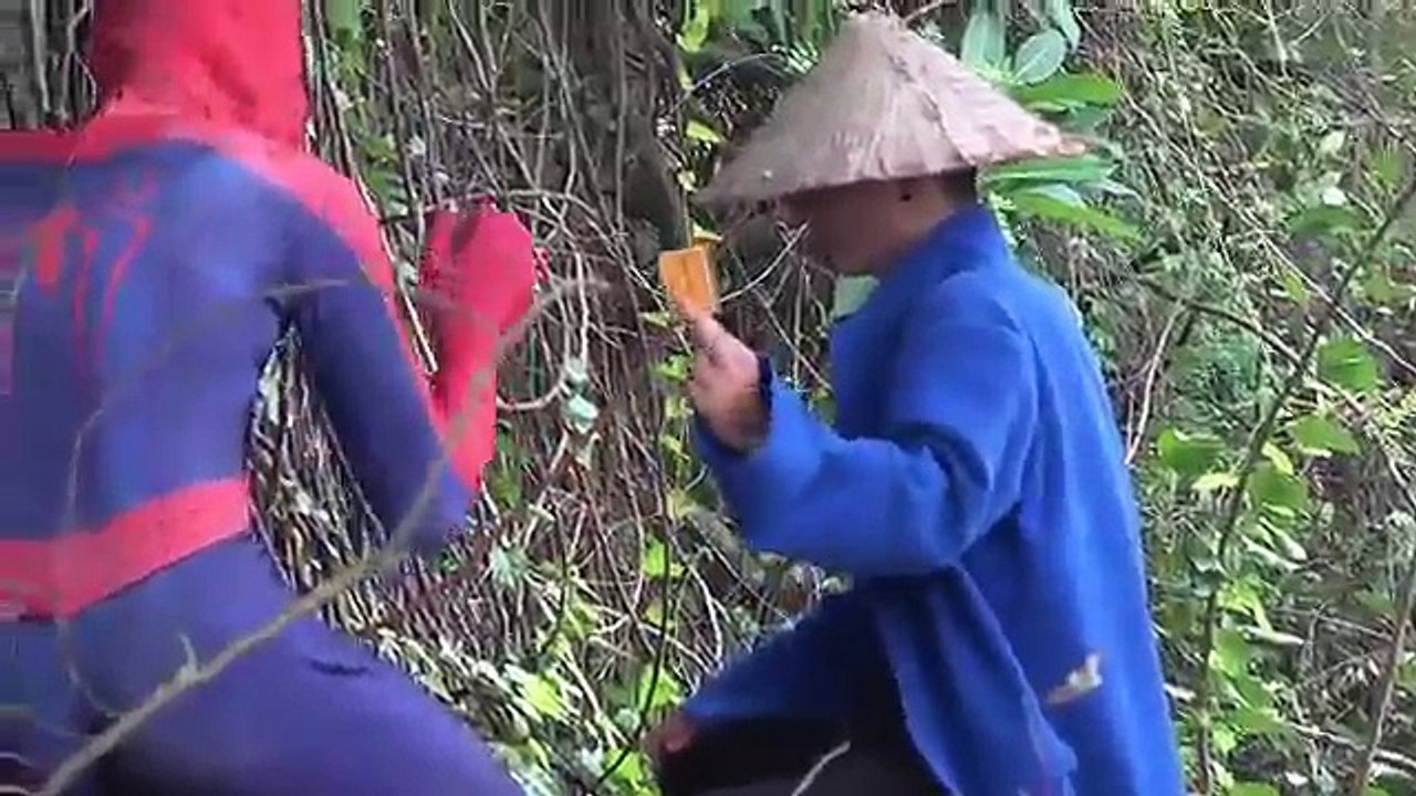POLICE Frozen Elsa Baby Arrest Spiderman Anna BatMan Joker Thief in Real Life Fun Superher