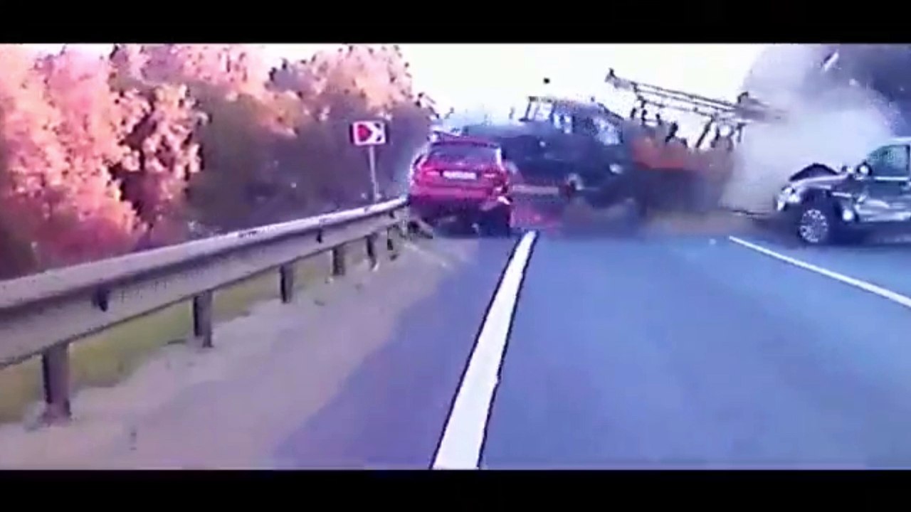 Tommy zerstört JUSR GIRLY THINGS #4  - TrollwutTV (Reupload)