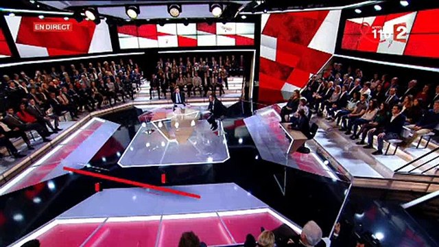 François Fillon dément avoir été conseillé par SMS durant le débat télévisé sur TF1 lundi soir