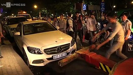 VnExpress | Thời sự | Ông Đoàn Ngọc Hải: "Biển báo cho dừng 5 phút là tự chế"