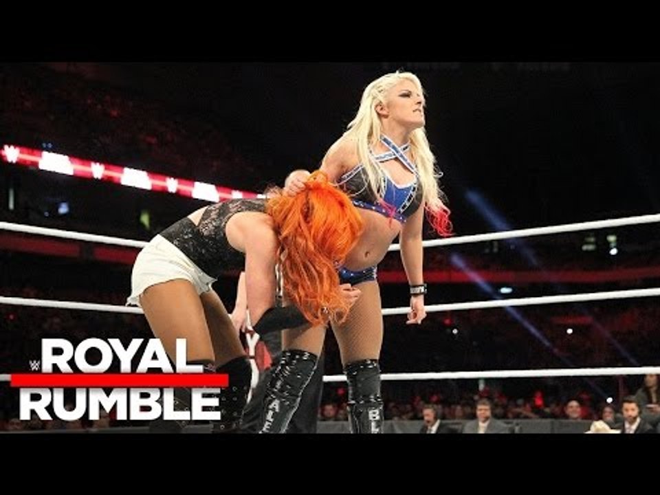 Nikki Bella, Becky Lynch & Naomi vs Alexa Bliss, Mickie James & Natalya - WWE Royal Rumble 2017
