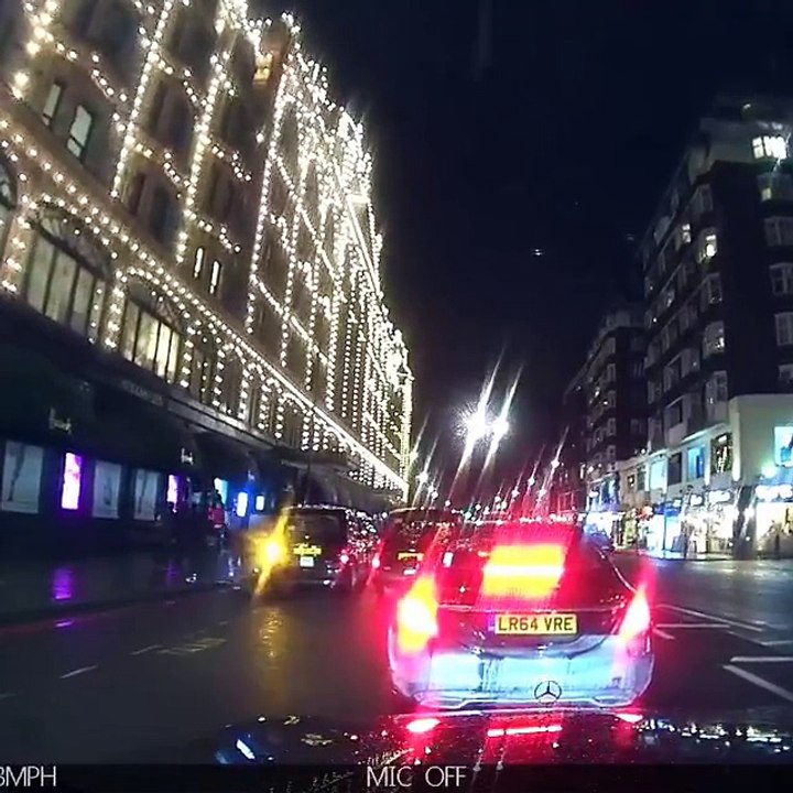 London Airport Transfers - Luxury London airport chauffeur service.