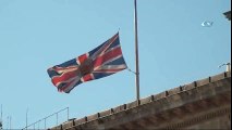 İngiltere Başkonsolosluğu’nda Bayrak Yarıya İndirildi