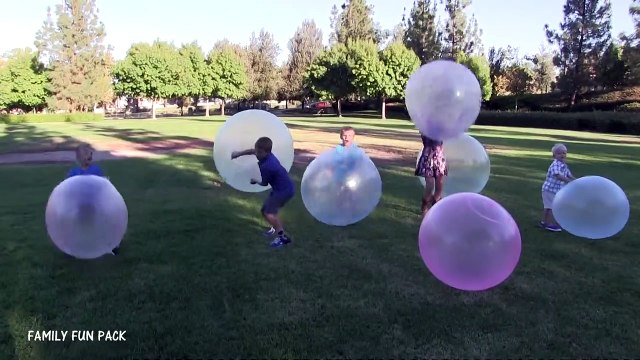 Super Wubble Bubble Ball Pool & Park Party! Family Fun with Bubble Fun Pond, Bubbles Lawn