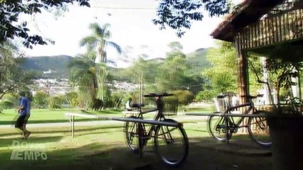 JOGANDO BALÃO DE ÁGUA EM DESCONHECIDOS