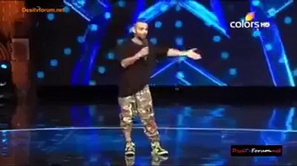 Indian Dancers Show Me Pagal Dance Karne Agay