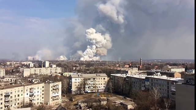 Explosions d'un dépôt d'armes en Ukraine (23 mars)