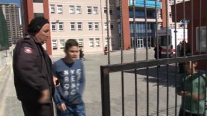 Başkent'te Doğum Günü İçin Sınıfa Getirilen Yaş Pastadan 13 Öğrenci Zehirlendi