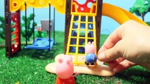 ❤ PEPPA PIG ❤ Peppa se marea en las Atracciones | Juguetes en Español para Niños