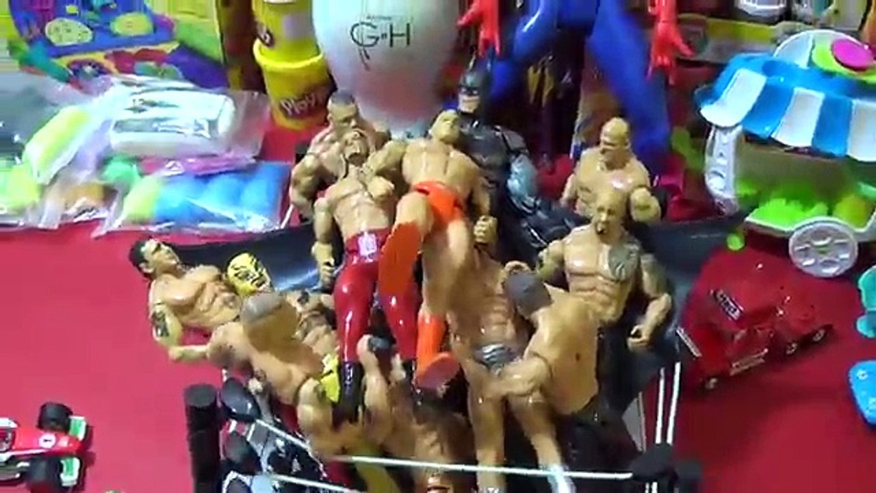 Человек-паук и Человек-паук и капитан и денщик против маска монстр ! Малефисента ж , Эльза , Дэдпул, Веном