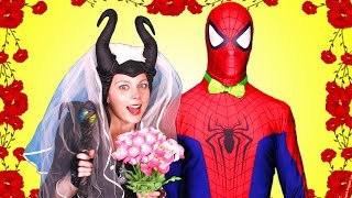 Spiderman & Maleficent’s Wedding? w/ Frozen Elsa, Pink Spidergirl, Doctor & Joker! Superhero Fun :)