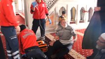 Kayseri Camide Namaz Kılarken Bayıldı