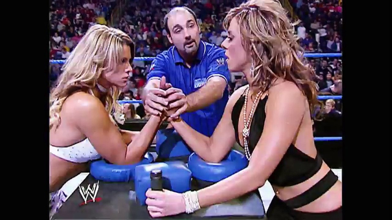 WWE Alumni  Dawn Marie and Jackie have an Arm Wrestling