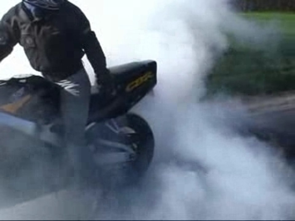 Burn 900 CBR