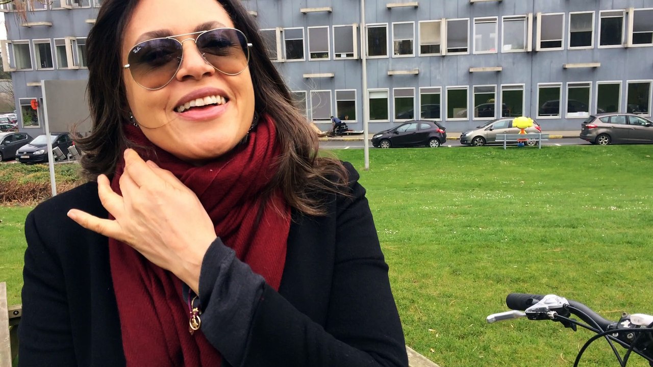 Grandeur nature : Viktor Lazlo