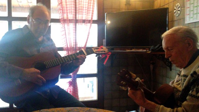 20161229 Guitare Vinicio et Maurice 01