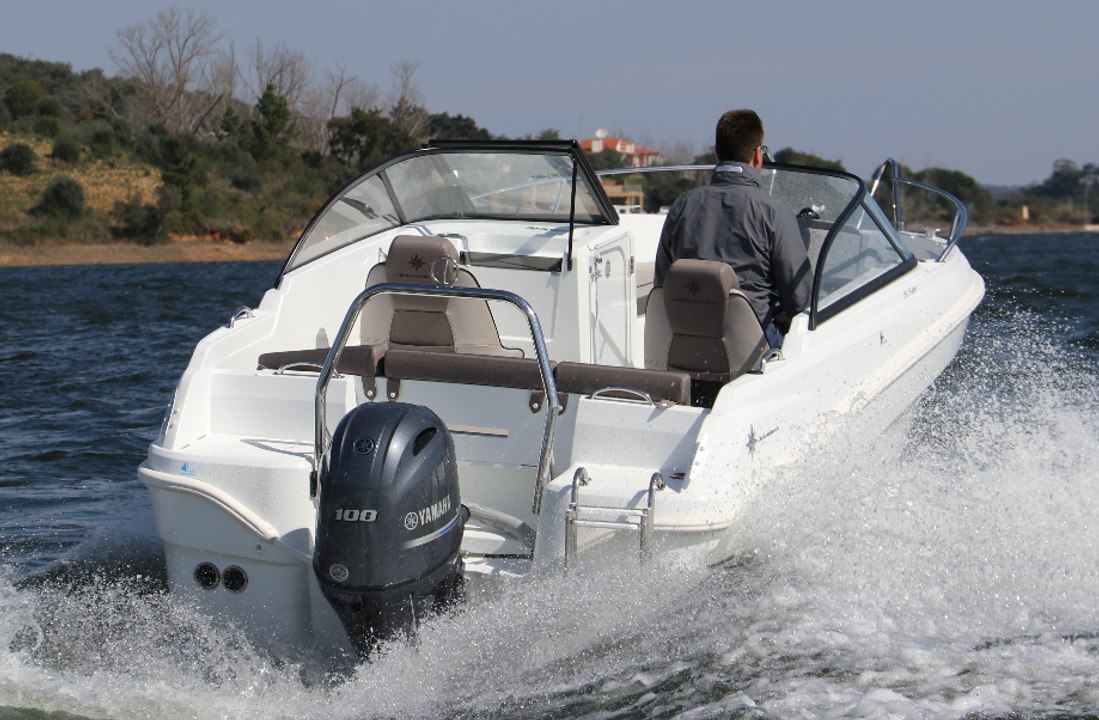 Présentation hors-bord Yamaha F100F 2017 Portugal