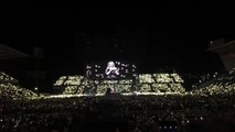 Adele Pays Tribute To London Attack Victims During Concert