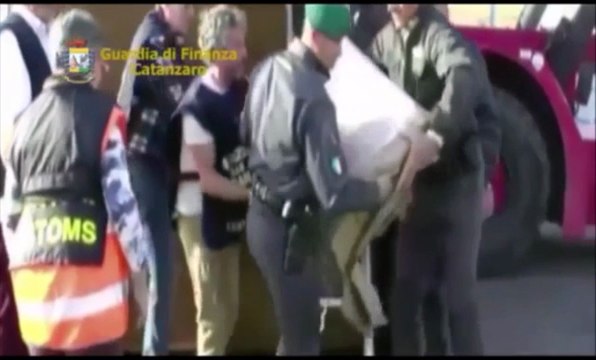 Catanzaro - droga da Sudamerica per 'ndrangheta: 18 arresti