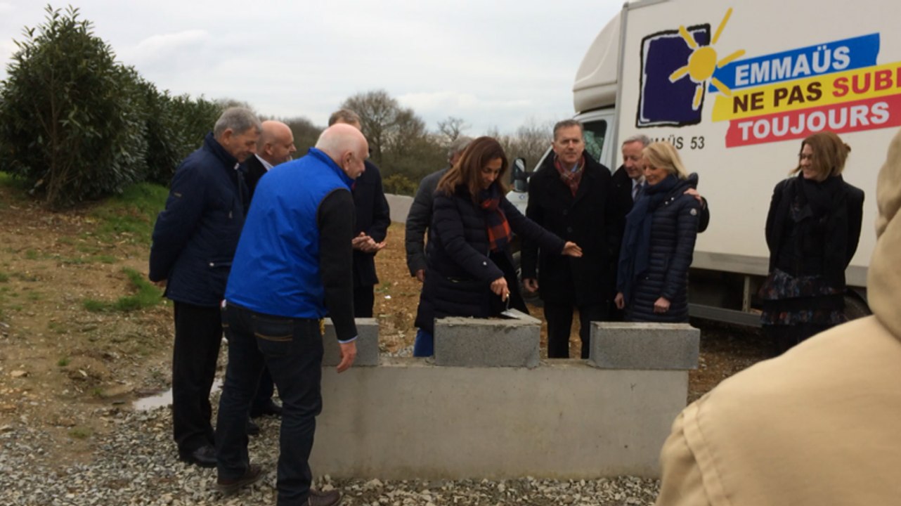 Inauguration et construction des nouveaux locaux Emmaüs 53