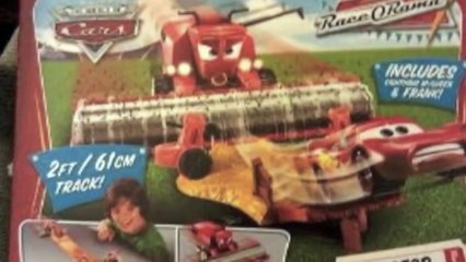 Disney Cars Toys Escape from Frank Track Set Lightning McQueen Mater Tractor Tipping Launc