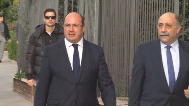 PSOE presenta moción de censura contra presidente de Murcia