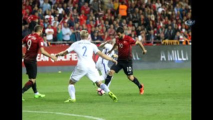 Türkiye - Finlandiya Maçından Kareler -1-