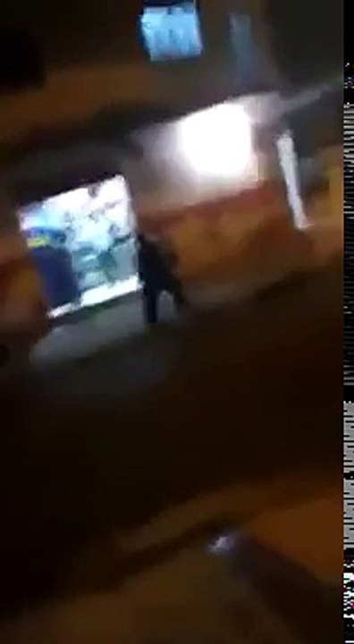 Marcou com a mulher do amigo e se deu mau