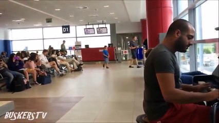 ピアノ