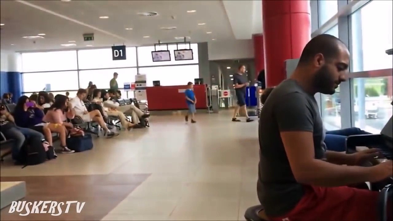 ピアノ