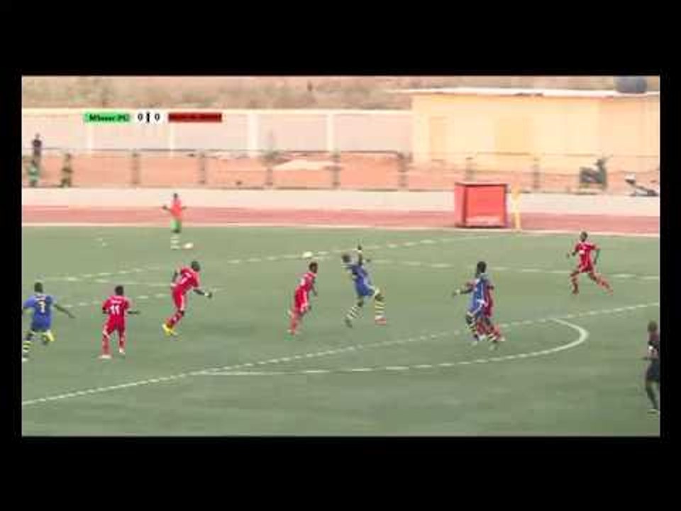 2eme mitemps match Mbour du 03 mai 2015