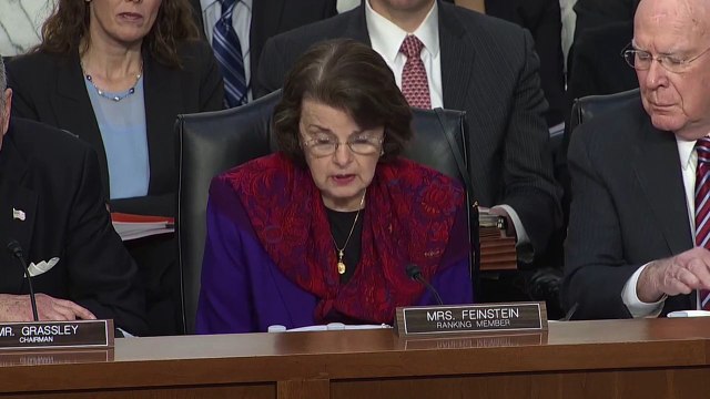 Feinstein questions Gorsuch on his detainee treatment advising
