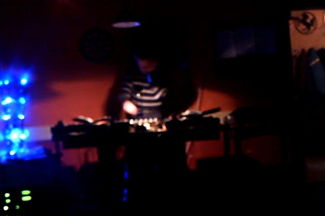 Sirdark in the Mix with Friends