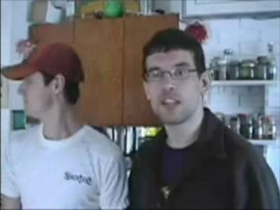 Propagandhi en Lima, Spot