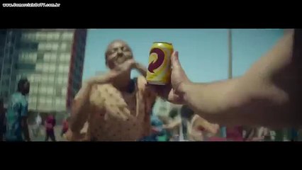 Skol---O-que-está-esperando-saia-do-seu-quadrado-com-verão-Skol---Comercial-de-TV