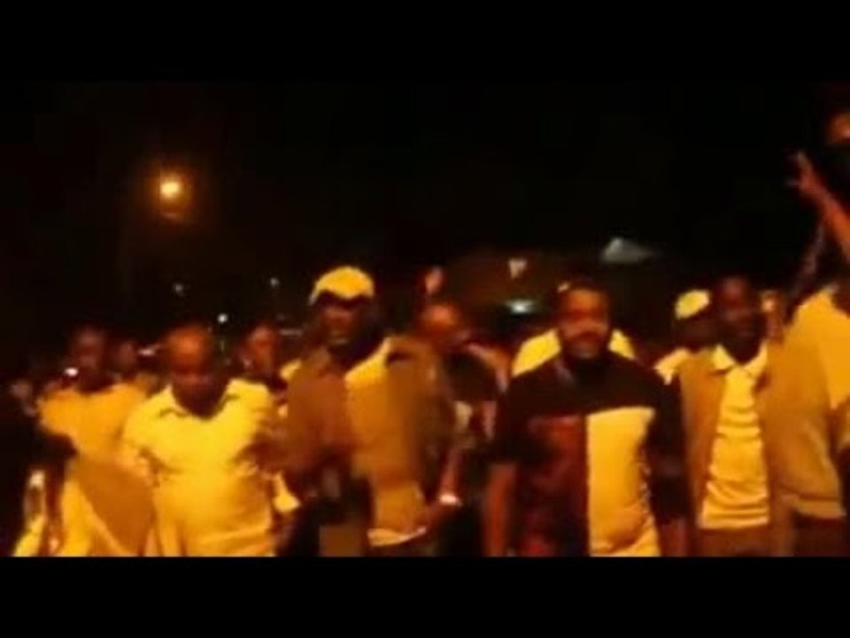 Yabongo - Prestation de Yabongo a l'internat en presence du Ministre