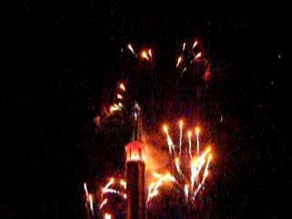 feu d'artifice du 14 Juillet à Grenoble !