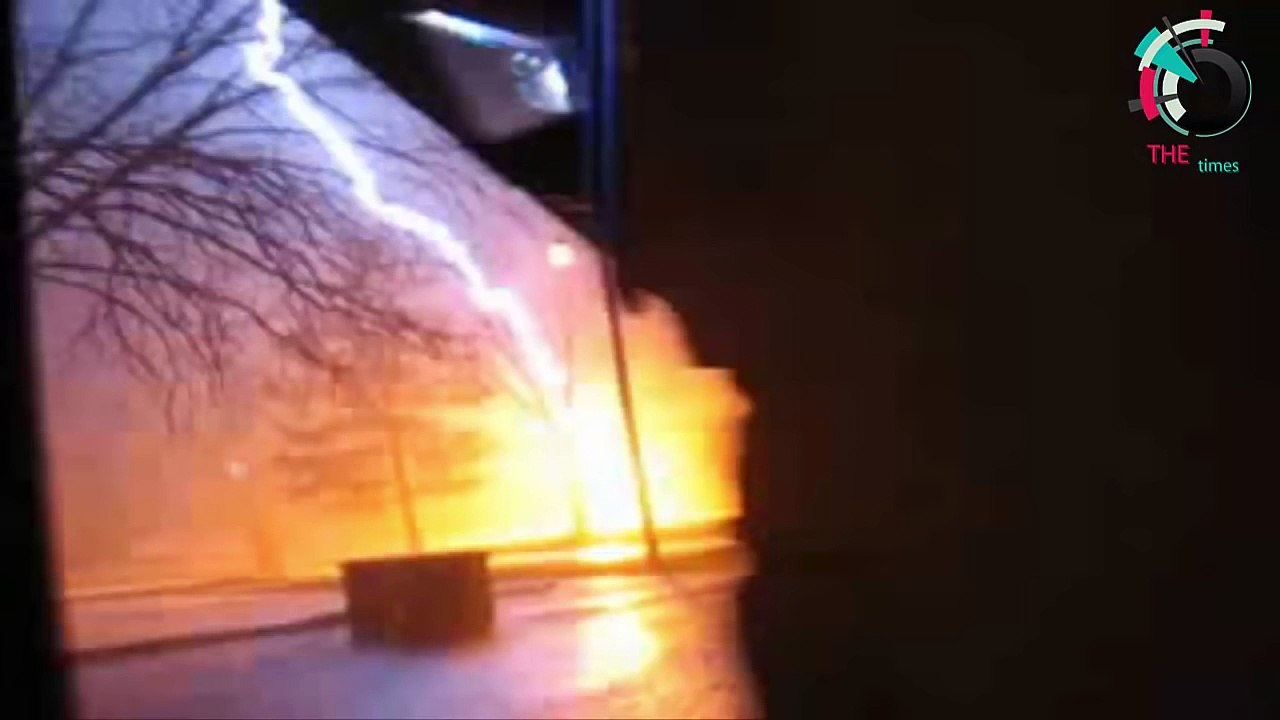 AMAZING Lightning Strike caught on camera   World's Most Shocking Lightning Strike ✔P87