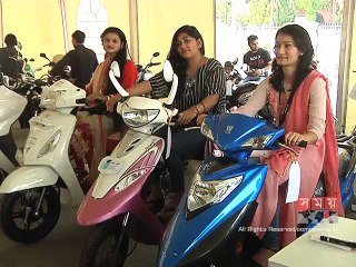 দেশে প্রথমবারের মতো পুরানো বাইক মেলা